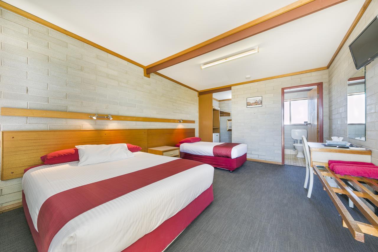 Hotel Nullarbor Roadhouse Exterior foto